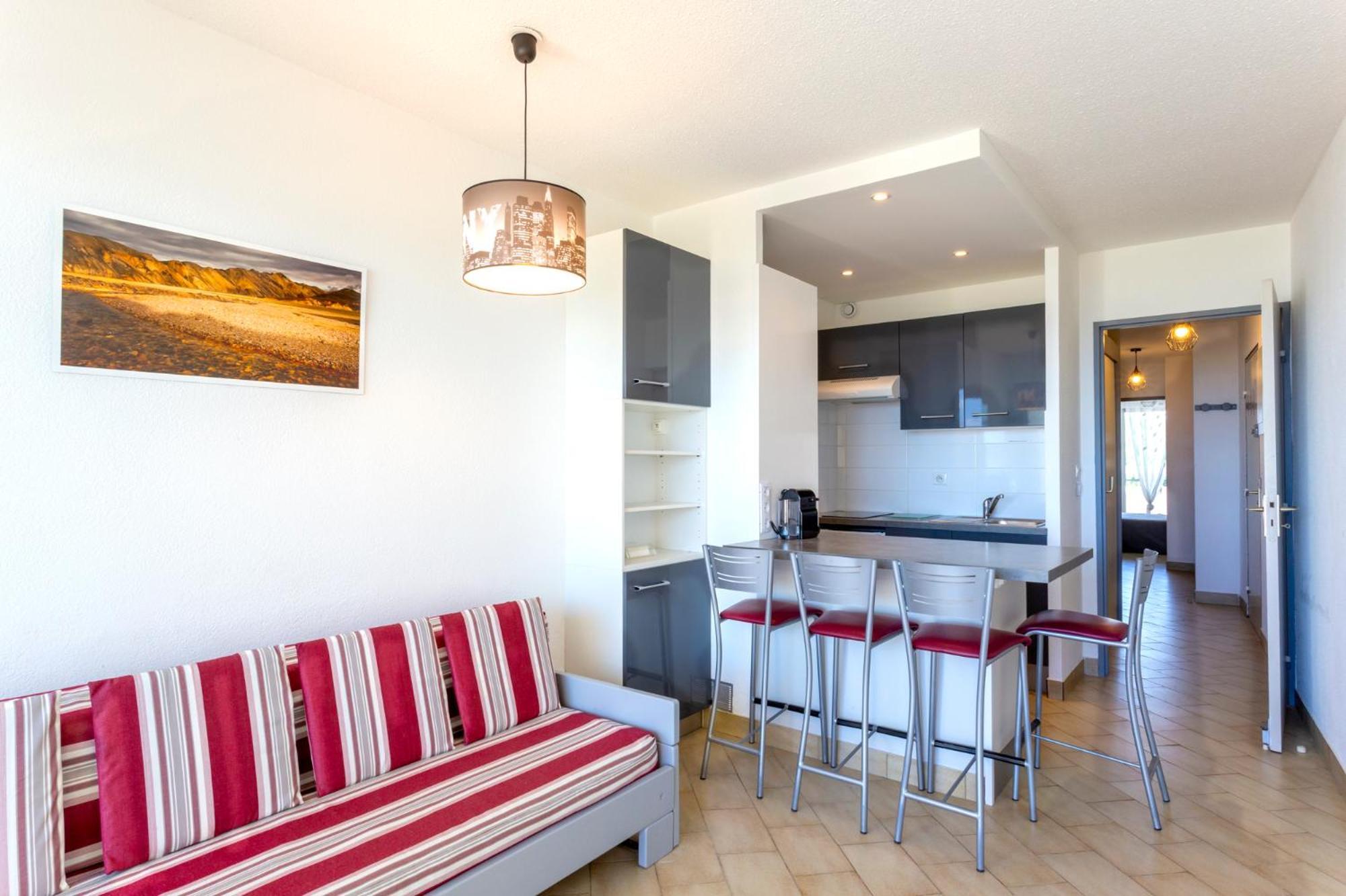 Chez Fabienne - Superbe Appartement Avec Vue Sur La Mer Et Parking La Grande Motte Exterior photo