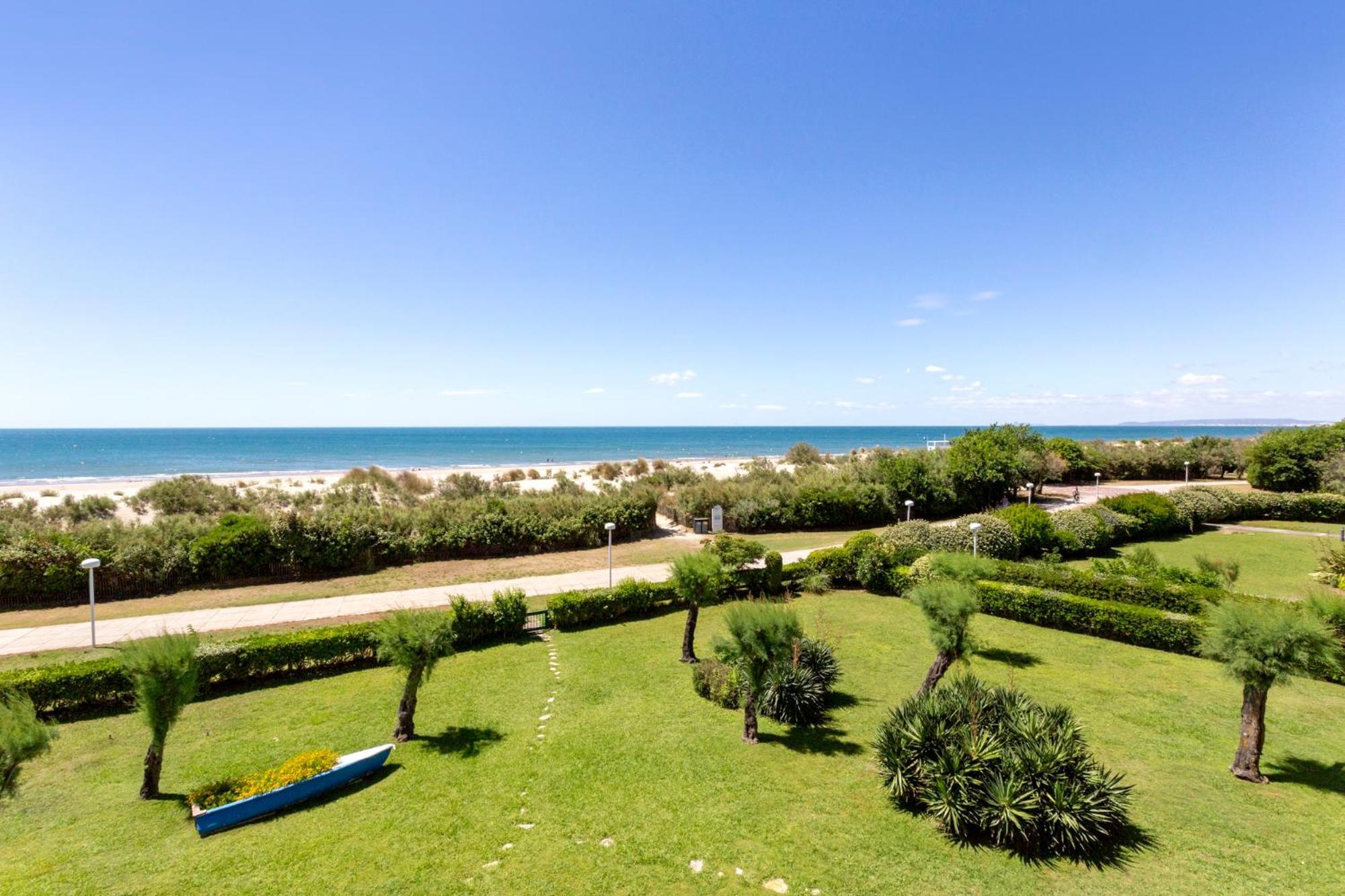 Chez Fabienne - Superbe Appartement Avec Vue Sur La Mer Et Parking La Grande Motte Exterior photo